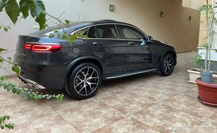 للبيع مرسيدس GLC 200 كوب اي ام جي كت موديل 2020 5