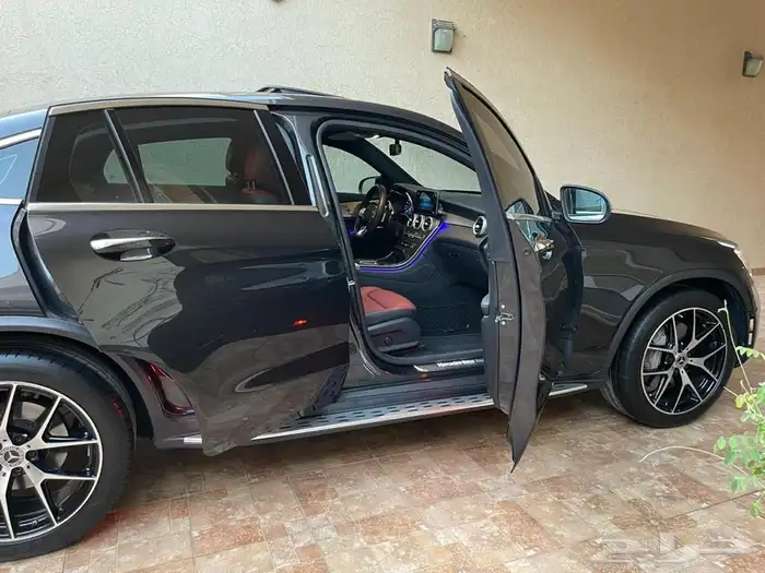 للبيع مرسيدس GLC 200 كوب اي ام جي كت موديل 2020 14