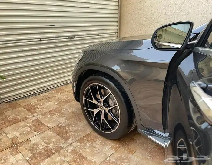 للبيع مرسيدس GLC 200 كوب اي ام جي كت موديل 2020 8