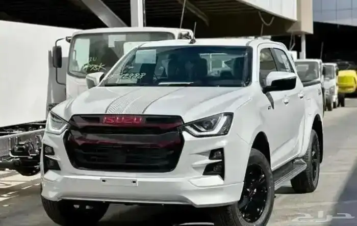 ايسوزو ديماكس 2025 فئة LS -GT اقساط بنوك 7
