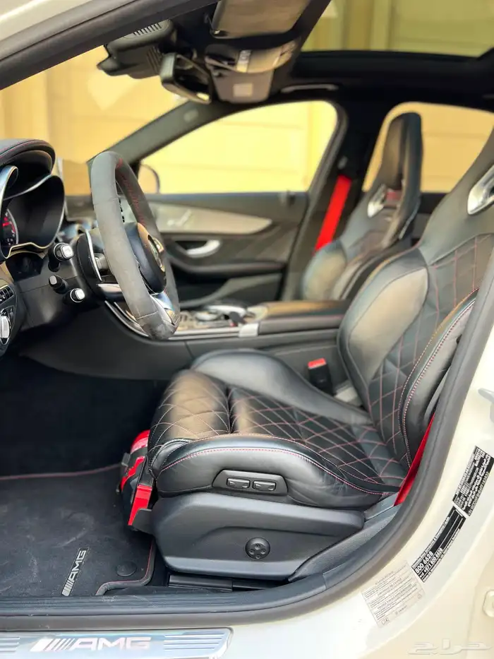 مرسيدس C63s AMG قمة النظافة 2015 بحالة الوكالة ( تم البيع ). 25