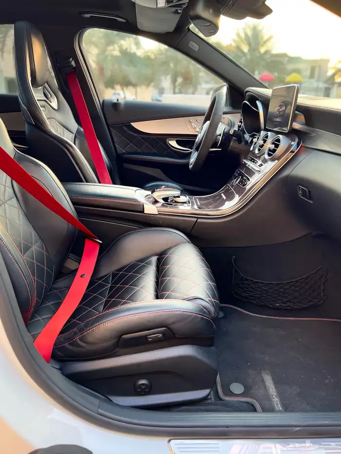 مرسيدس C63s AMG قمة النظافة 2015 بحالة الوكالة ( تم البيع ). 38