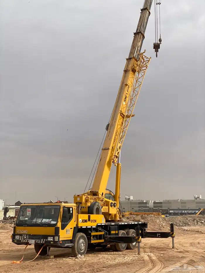 كرين للايجار اليومي او الشهري ب جميع مواقع الرياض 0