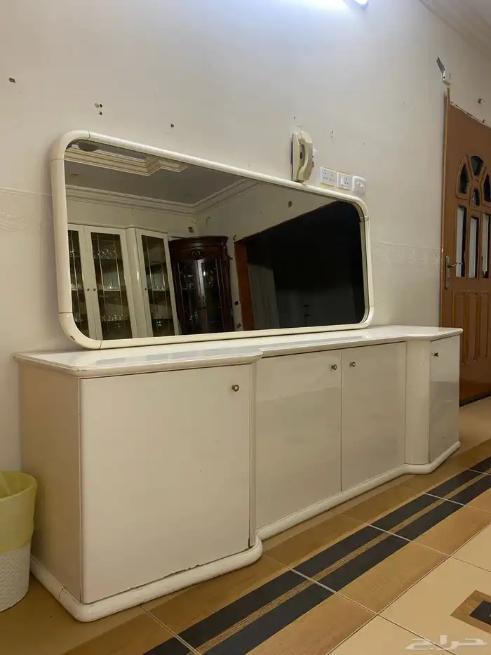 غرفة طعام للبيع بالطائف 1