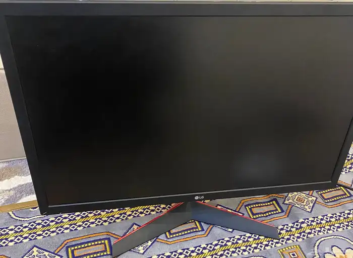 شاشة قيمنق من شركة ال جي LG 2