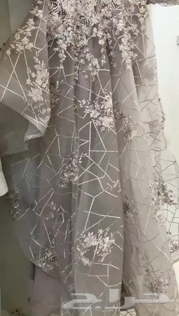 فستان للبيع قابل لتفاوض لبس مره وحده نظيف وفخم 1