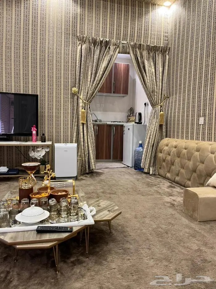 للإيجار ملحق خارجي غرفه ودوره مياه ومطبخ موثث 4