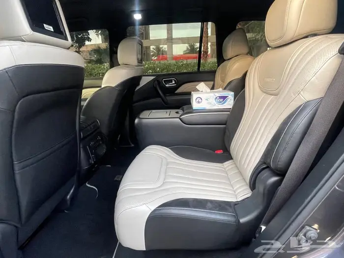 جيب انفنتي qx80 لمتد اديشن 10