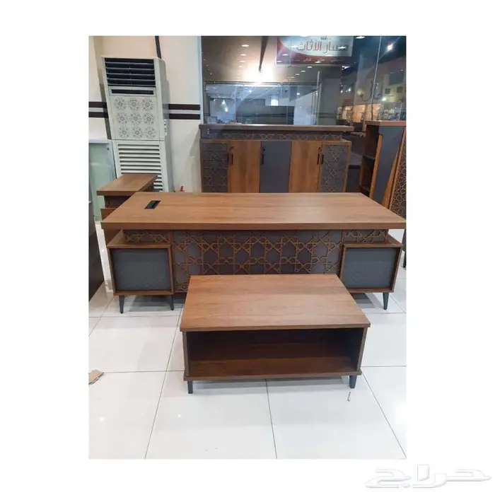 طاولة مكتب بريميوم للبيع 2