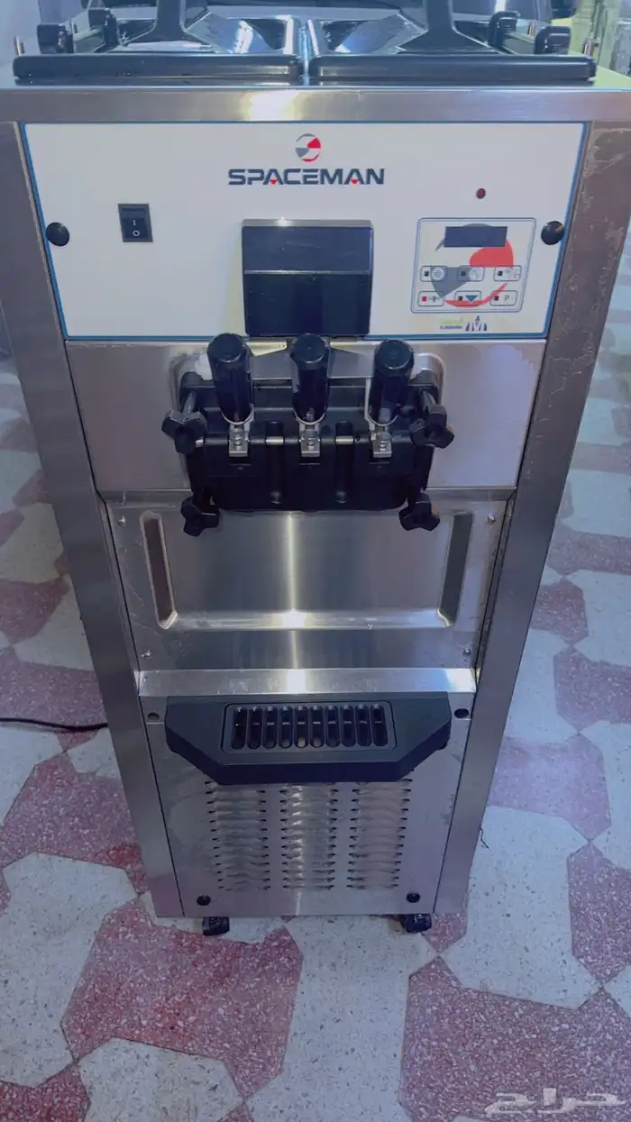 الة ايسكريم سبيسمان 0