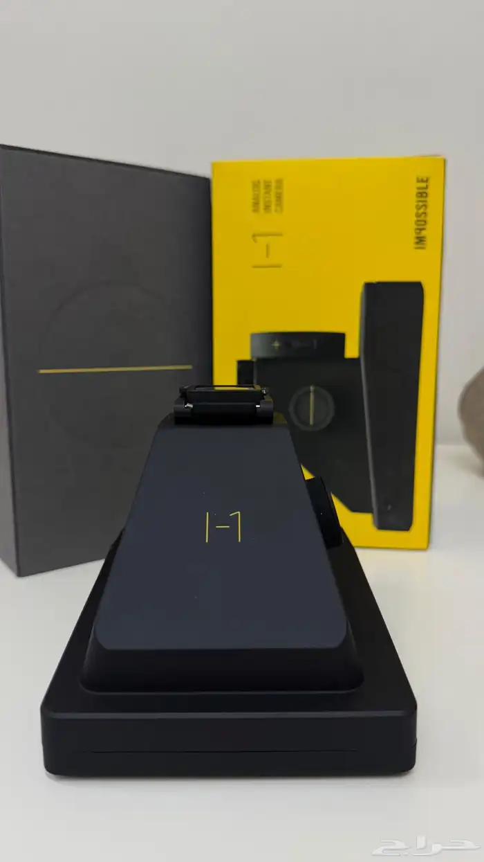 كاميرا Impossible I-1 الفوريه من بلورايد 4