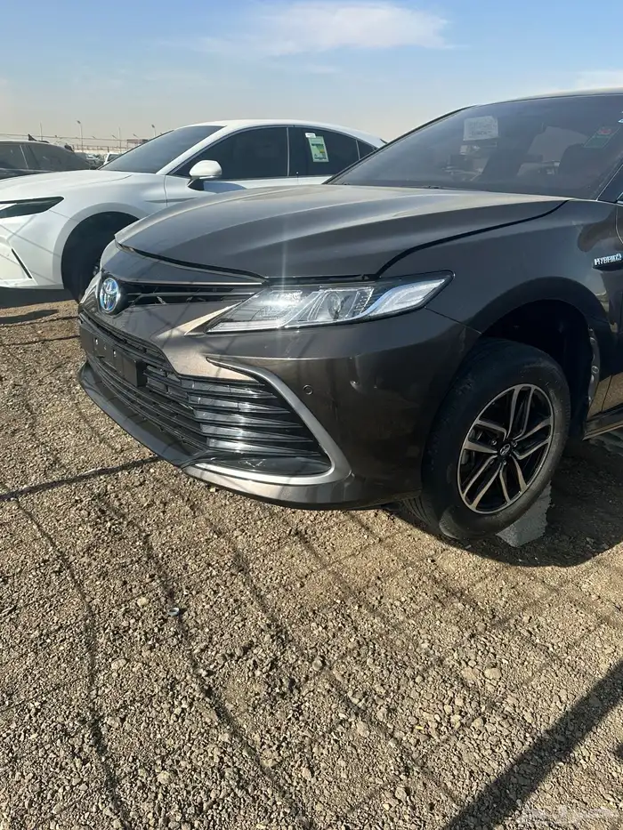 تشليح قطع غيار كامري من 2018 الى 2025 3
