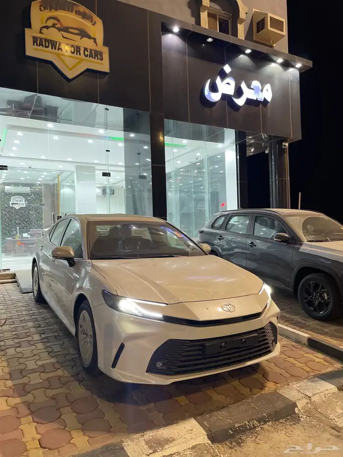 تويوتا كامري اي بلس 2025 هايبرد 0