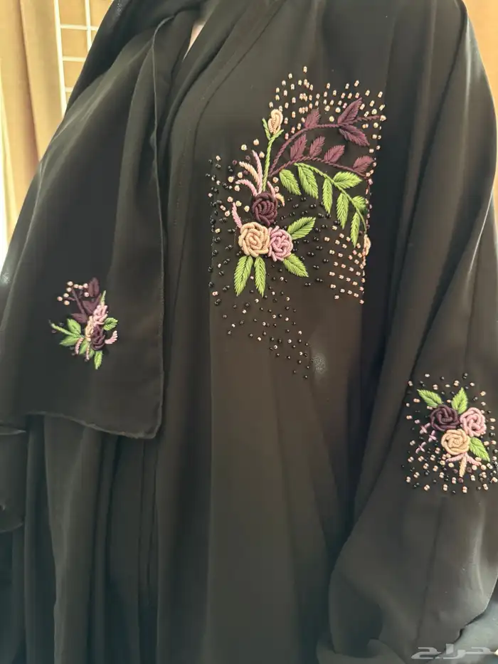 تطريز شغل يدوي مميز بالخيط والخرز والكرستال 0