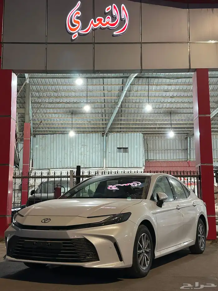 كامري 2025 E بنزين بسعر 111.500 5