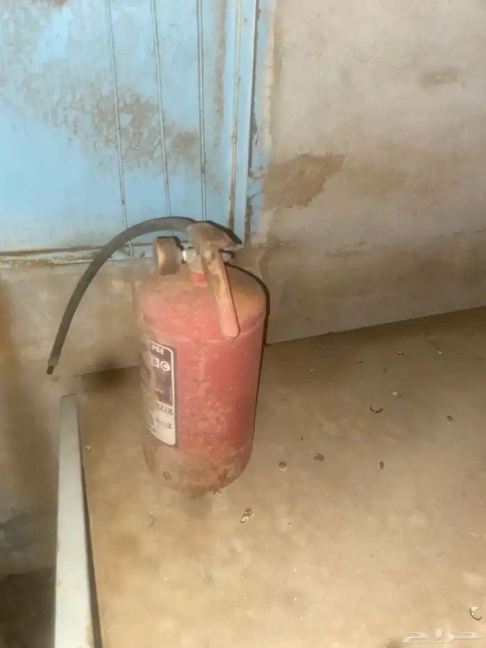 طفاية حريقه قديمه 0