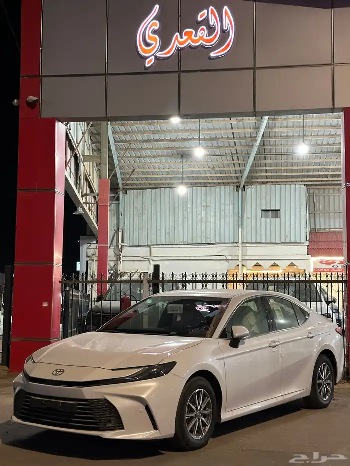 كامري 2025 E بنزين بسعر 111.500 2