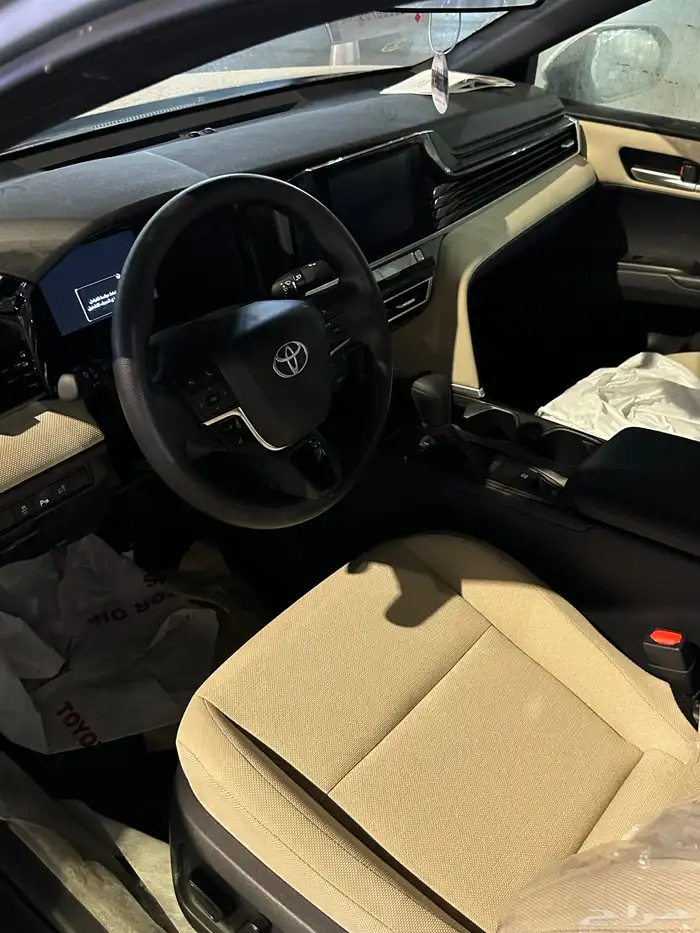 كامري 2025 E بنزين بسعر 111.500 19