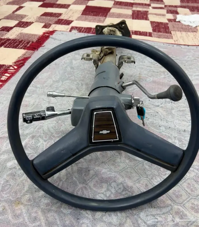 للبيع طارة كابرس وشبك شنطه 0