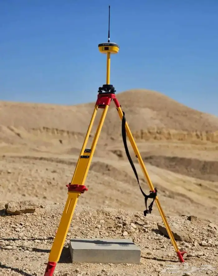 فريق مساحي متكامل بااحدث الاجهزه 4