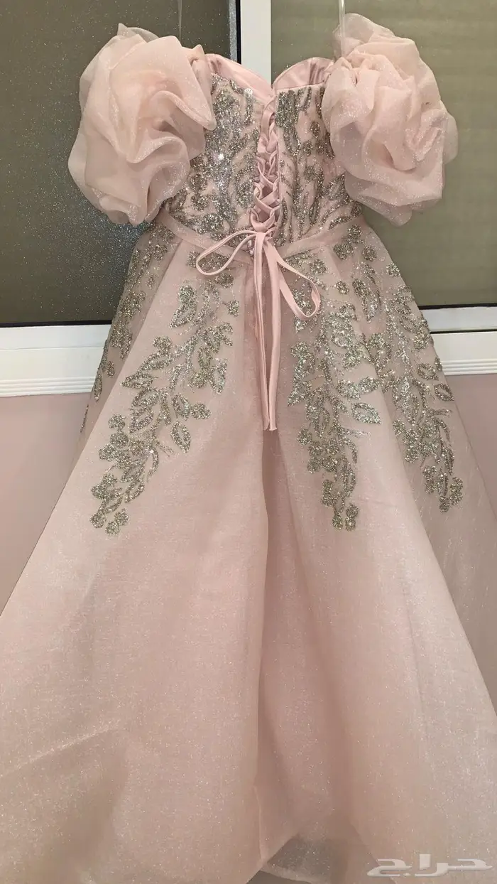 فستان ملكه 2