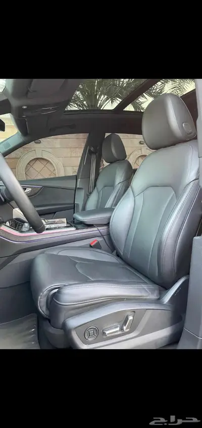 أودي Q8 2021 بلاك ادشن بحالة الوكالة. 6