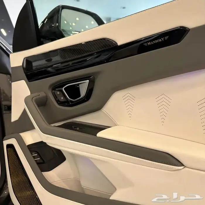 لامبورجيني URUS MANSORY 2022 11