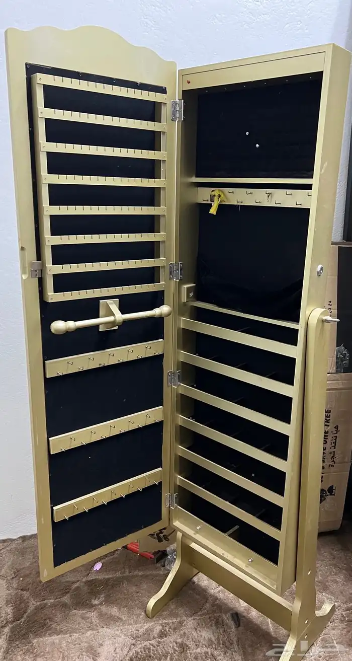 دولاب اكسسوارات 1