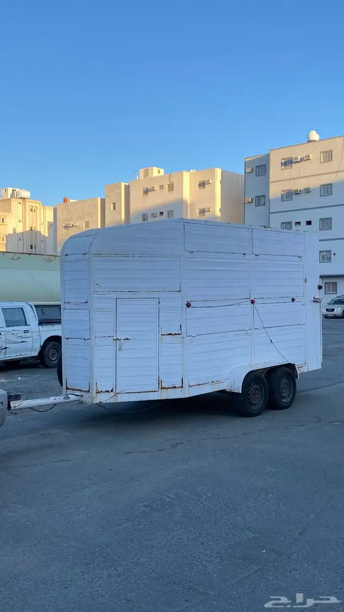 عربة نقل خيل 0