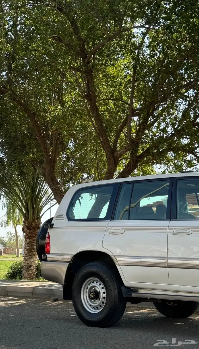 للبيع جيب vxr2002 15