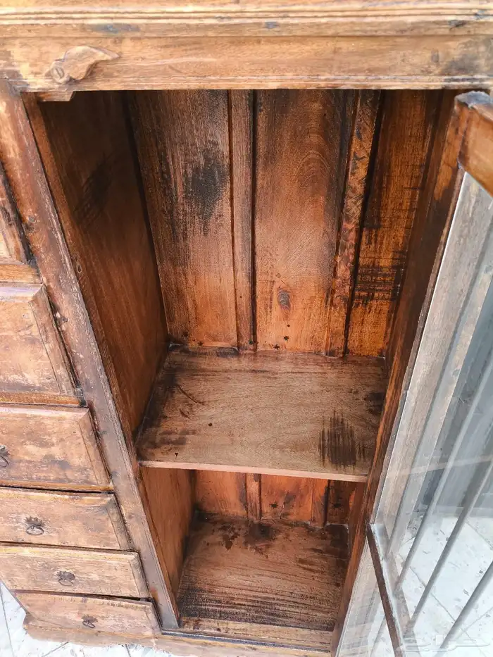 دولاب خشب متحفي مميز جدا 13