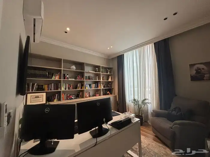 شقة مؤثثة موقف مظلل للاجار 1