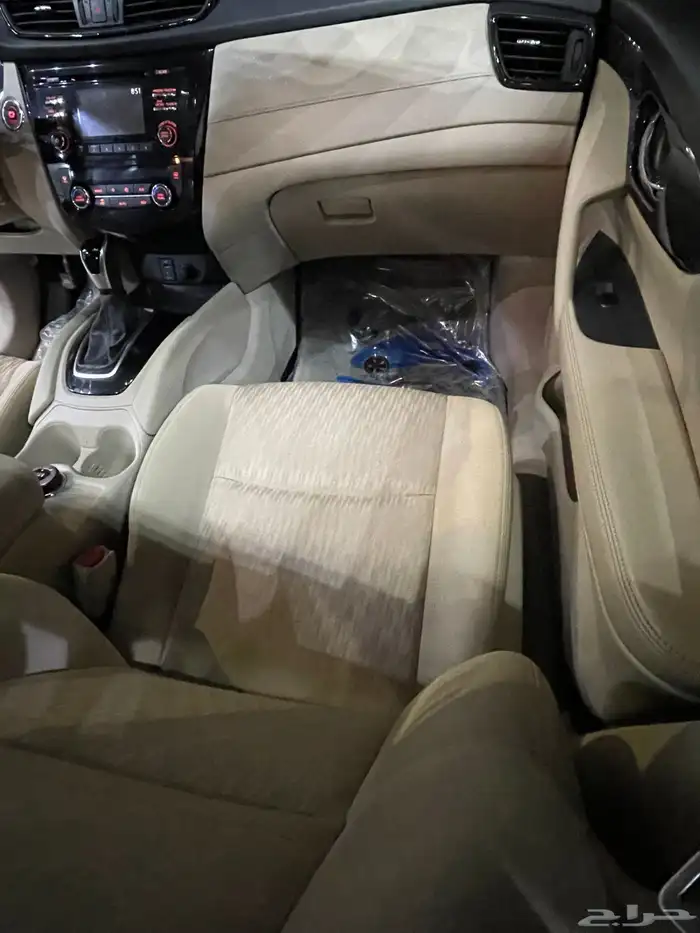 اكس تريل تم البيع 29