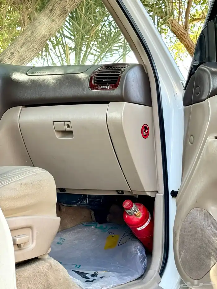 للبيع جيب vxr2002 28