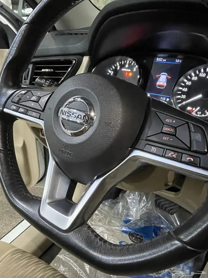 اكس تريل تم البيع 19