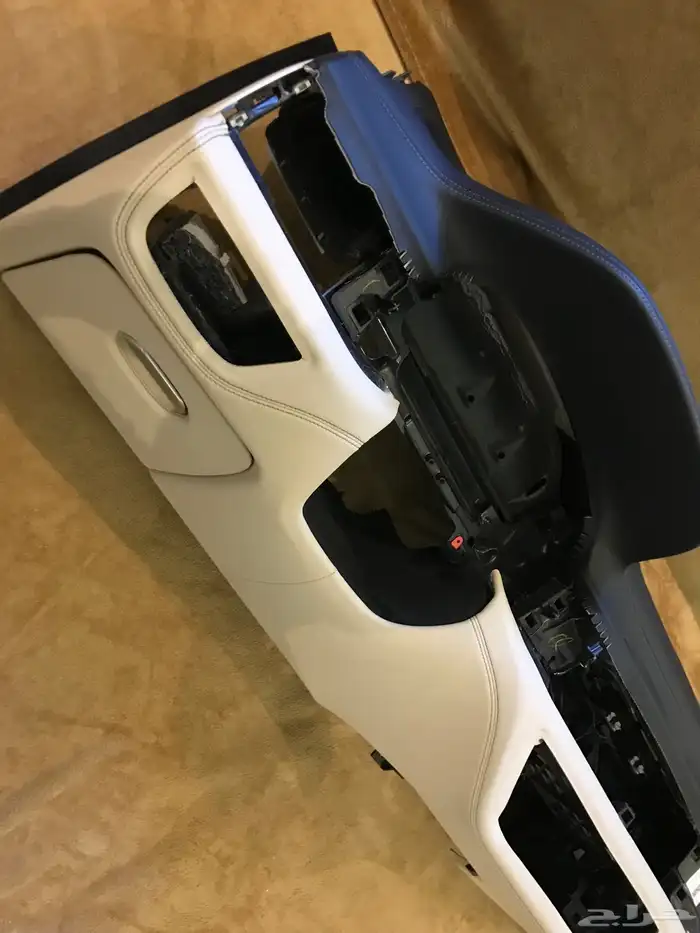 طبلون بي ام الفئه السابعه بالارباق وكامل اغراضه 1