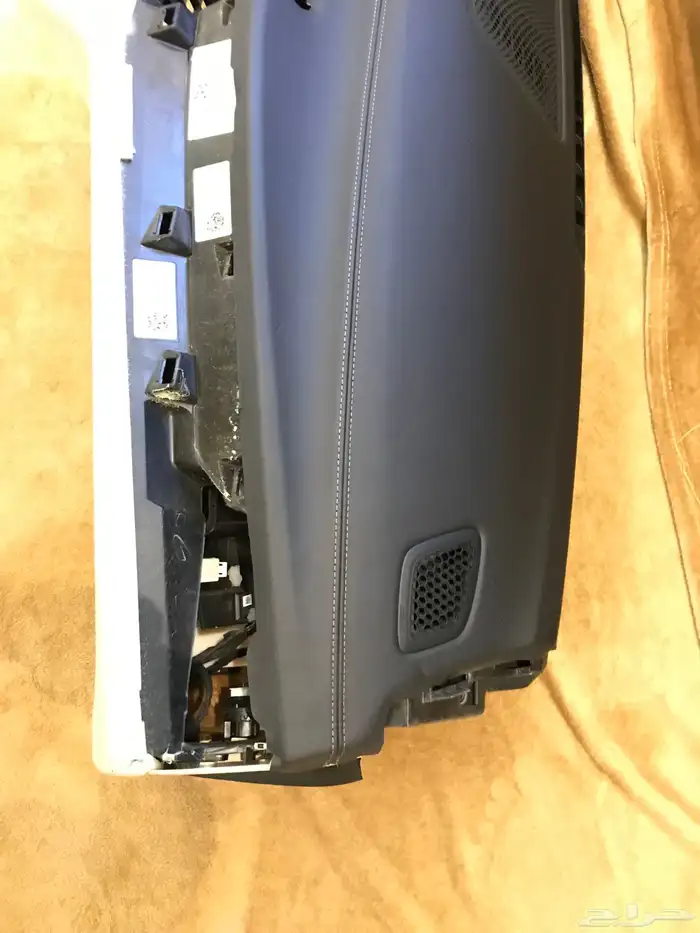 طبلون بي ام الفئه السابعه بالارباق وكامل اغراضه 6