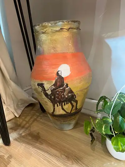 جره كبيرة عليها رسم تراثي 0