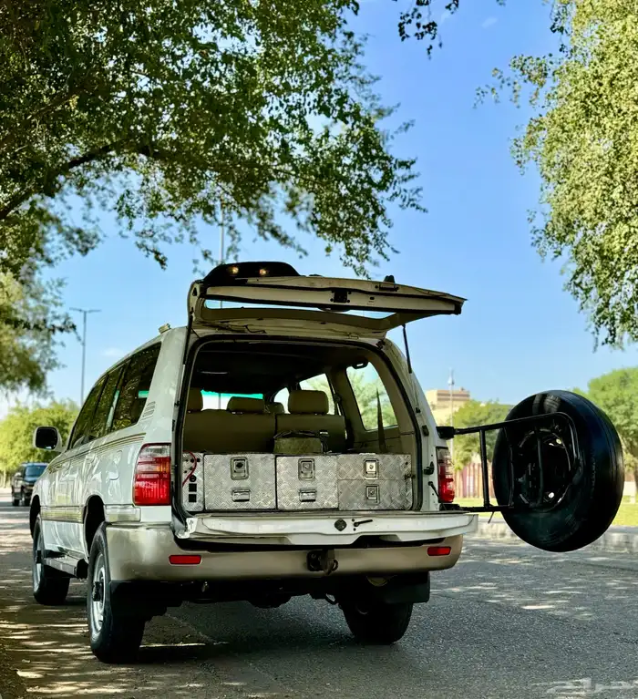 للبيع جيب vxr2002 13