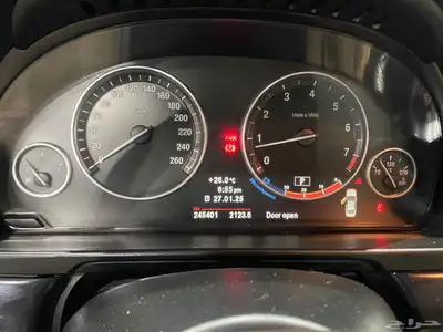 بي ام دبليو 520i 2012 24