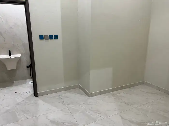 شقه تمليك مميزة جدا 6 غرف التفاصيل آخر صوره 6