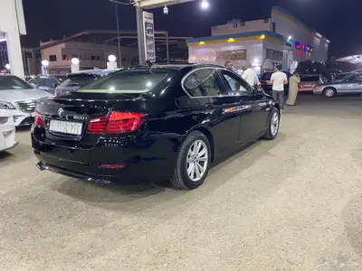 بي ام دبليو 520i 2012 10