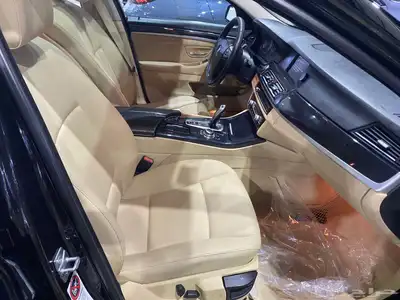 بي ام دبليو 520i 2012 19