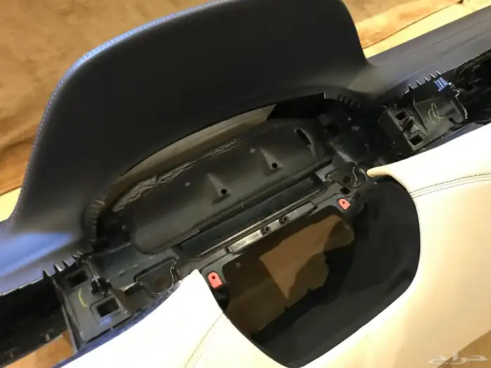 طبلون بي ام الفئه السابعه بالارباق وكامل اغراضه 18