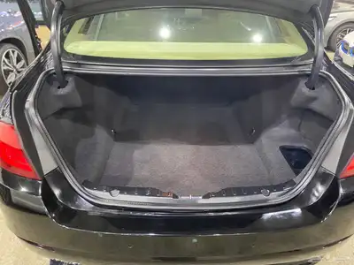 بي ام دبليو 520i 2012 9
