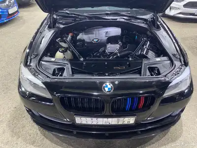 بي ام دبليو 520i 2012 6