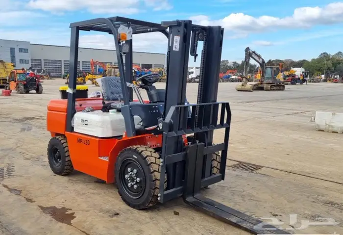 رافعة شوكية 3 طن موديل 2024 لوط4238 0