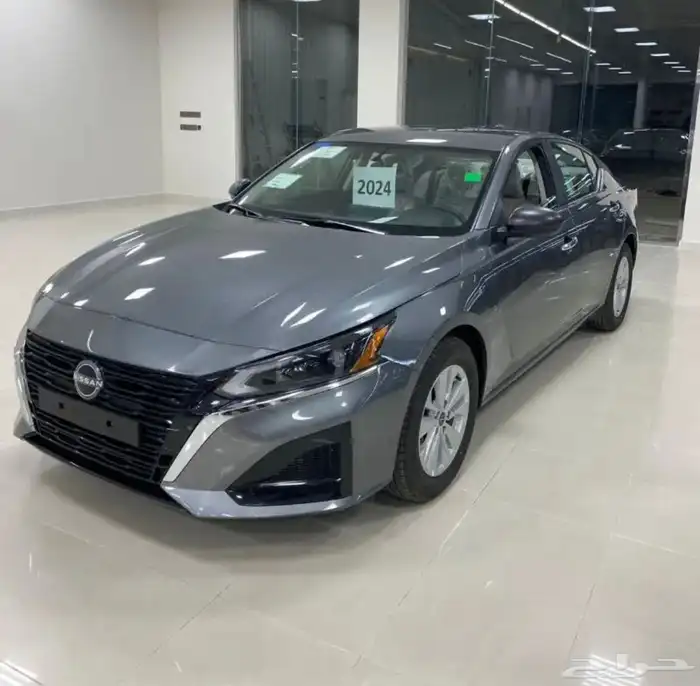 نيسان التيما استاندر موديل 2025 1