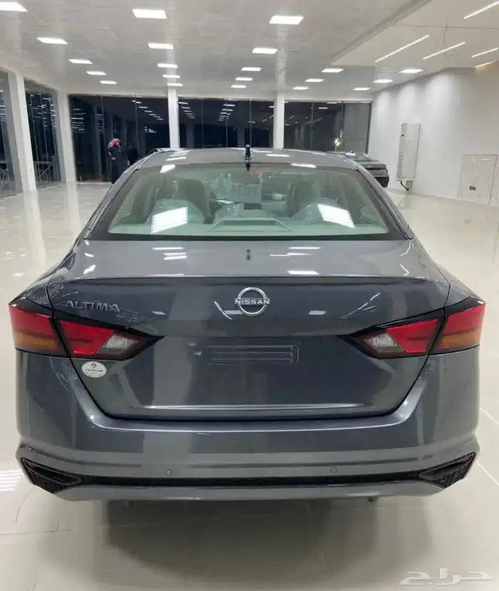 نيسان التيما استاندر موديل 2025 3