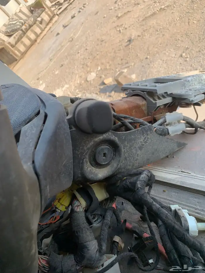 ظفيرة كابرس وطارة ورديتر مكينه8سلندر LTZ 2009 داخليه وخارجيه 6